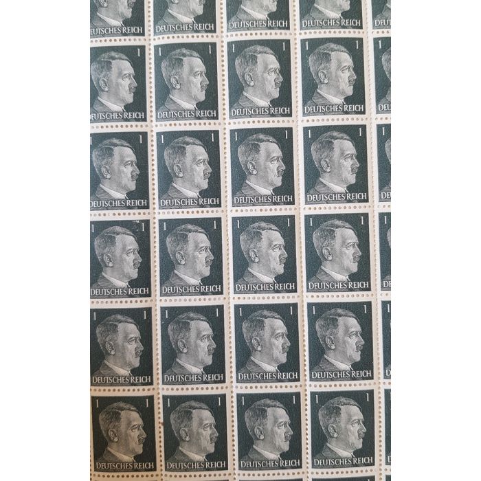 FULL AND COMPLETE GERMAN WWII HITLER HEAD STAMP SHEET OF 100 STAMPS 1 RPF VALUE. FULL GUM - Image 2