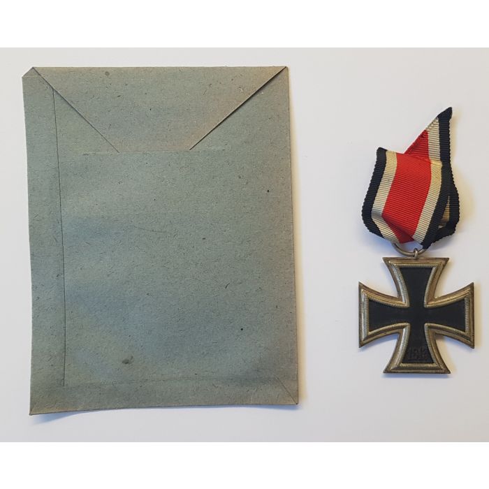 GERMAN 1939 IRON CROSS 2ND CLASS WITH ENVELOPE - Image 2