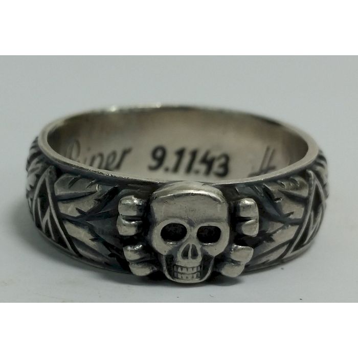 SS TOTENKOPF S.Lb. PEIPER 9.11.43 H. HIMMLER HONOR RING SMALL HEAD - Image 2