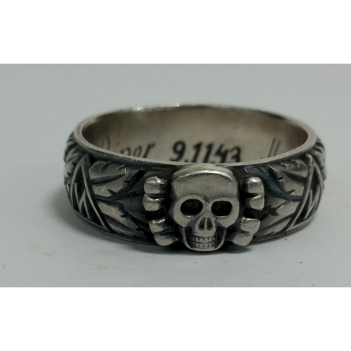 SS TOTENKOPF S.Lb. PEIPER 9.11.43 H. HIMMLER HONOR RING SMALL HEAD - Image 3