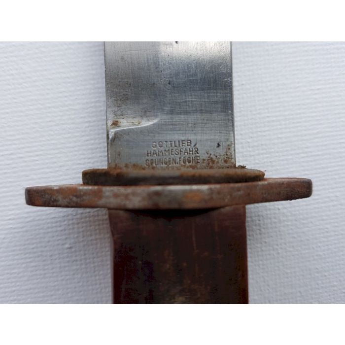 GERMAN WWI TRENCH KNIFE AND METAL SCABBARD SHEATH MARKED GOTTLIEB HAMMESFAHR SOLINGEN FOCHE - Image 5