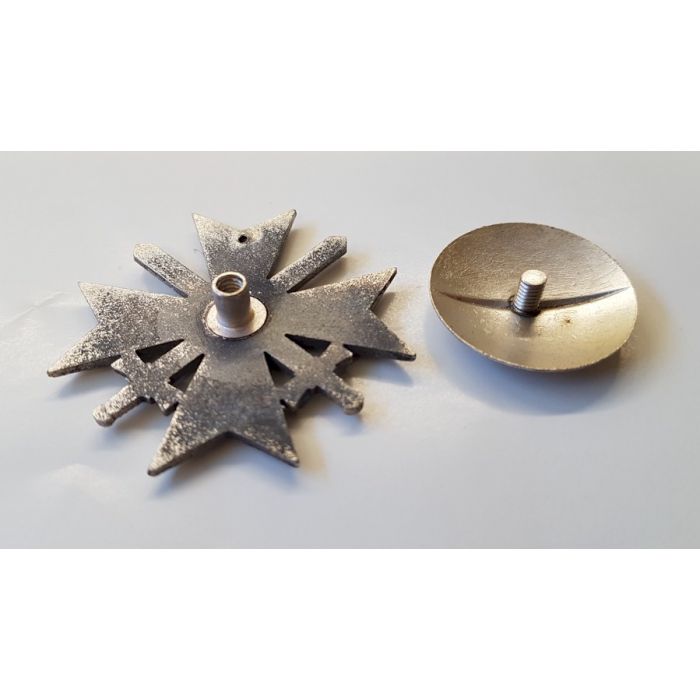 WAR MERIT CROSS 1ST CLASS WITH SWORDS SCREW BACK MAKER L/52 - Image 3