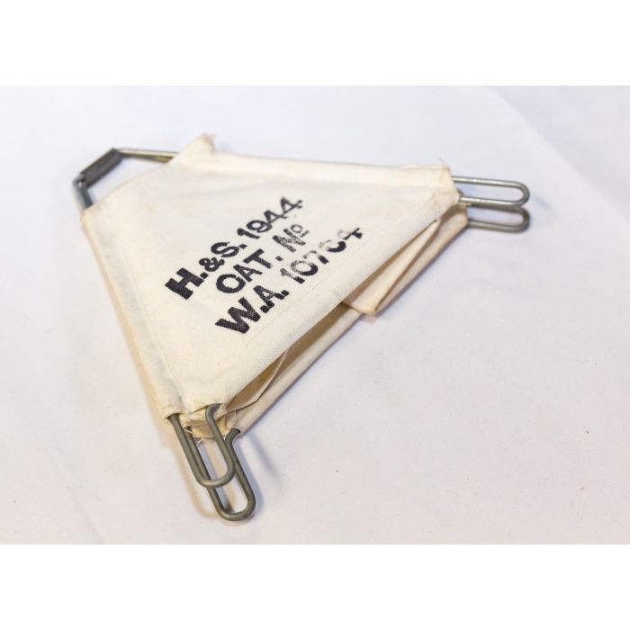 BRITISH WW2 WHITE CANVAS LAND MINE MARKER H.&S. 1944 ORIGINAL - Image 3