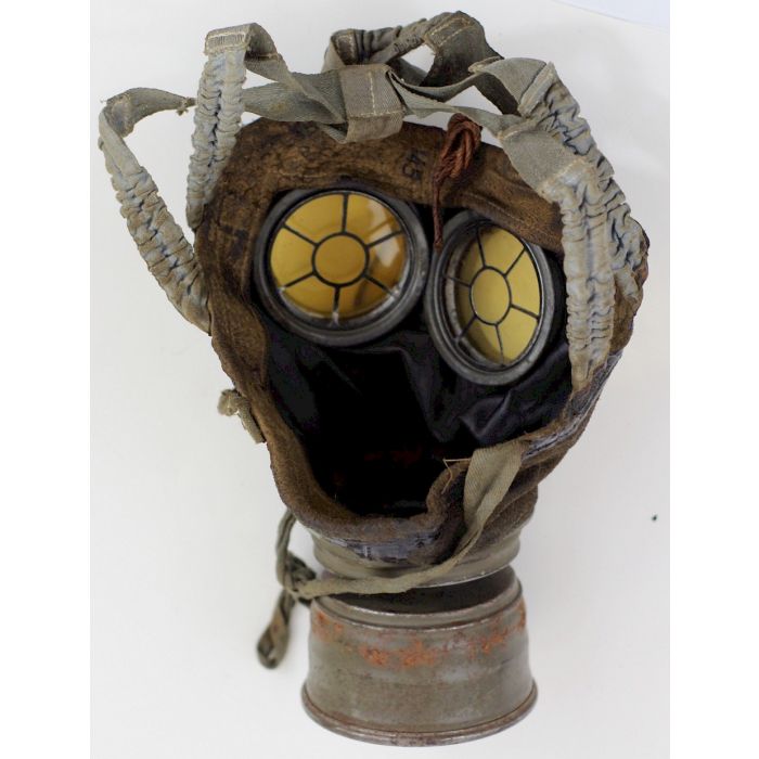 GERMAN WWI MODEL 17 GAS MASK AND FILTER - Image 2
