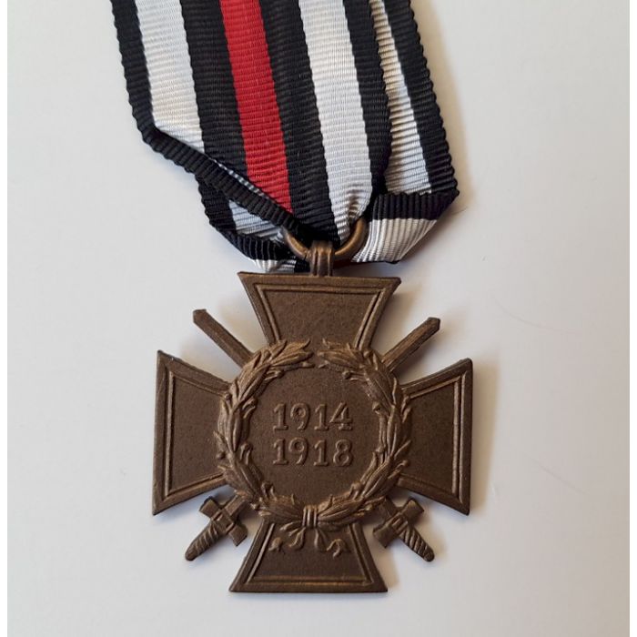 GERMAN COMBATANTS CROSS OF HONOR 1914-1918 WITH DOCUMENT - Image 3