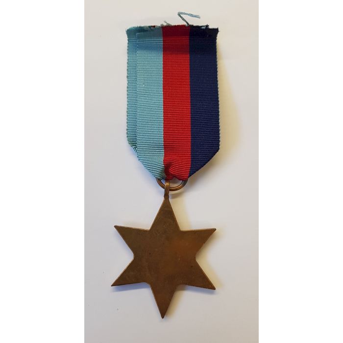 CANADIAN / BRITISH 1939-45 STAR MEDAL FOR SERVICE IN OPERATIONAL THEATRE - Image 2