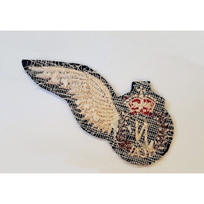 RCAF - WWII ROYAL CANADIAN AIR FORCE NAVIGATOR'S (N) PILOT WING - Image 2