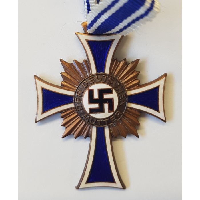THE MOTHER'S CROSS OF HONOR BRONZE or Ehrenkreuz der deutschen Mutter - Image 2