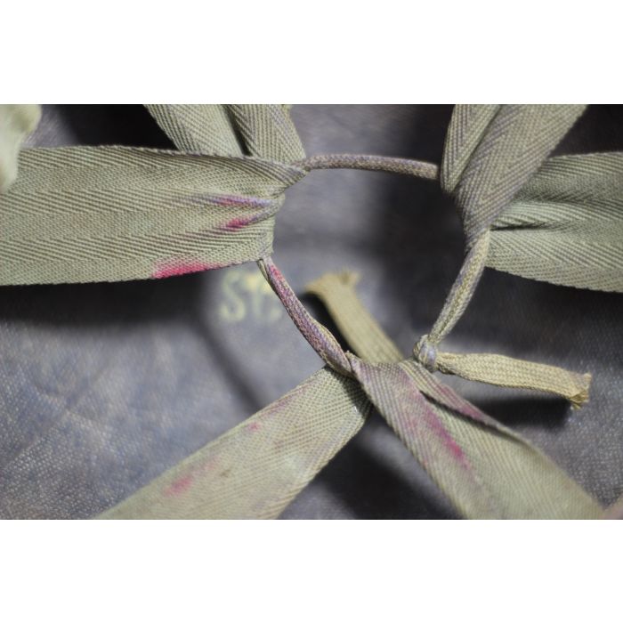 US WW2 M1 HELMET WITH ST CLAIR LINER AND SECOND PATTERN US MARINES COVER ORIGINAL - Image 7