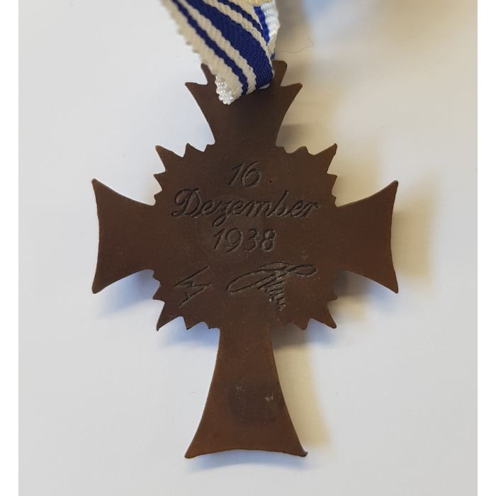 THE MOTHER'S CROSS OF HONOR BRONZE or Ehrenkreuz der deutschen Mutter - Image 3