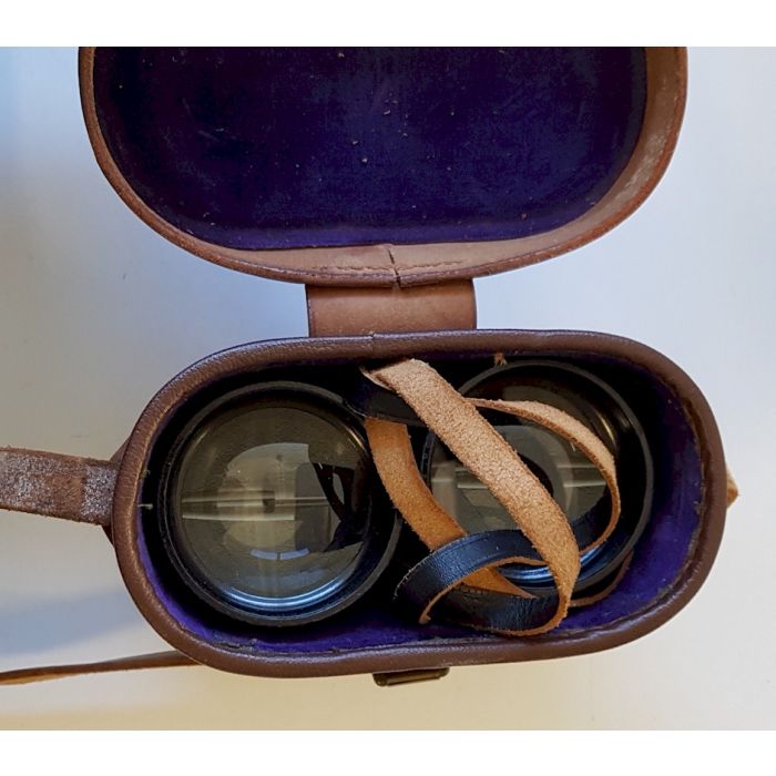 RCAF WW2 HUSUN PILOT A.M. 6E-338 NIGHT USE BINOCULARS IN THE ORIGINAL LEATHER CASE - Image 9